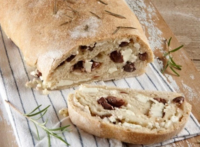 Ελαιοτυρόψωμο με μπίρα: Γευστικό και το βασικότερο… διαίτης